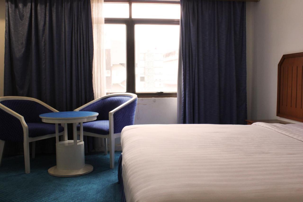 Arnava Hotel Senen Джакарта Екстер'єр фото