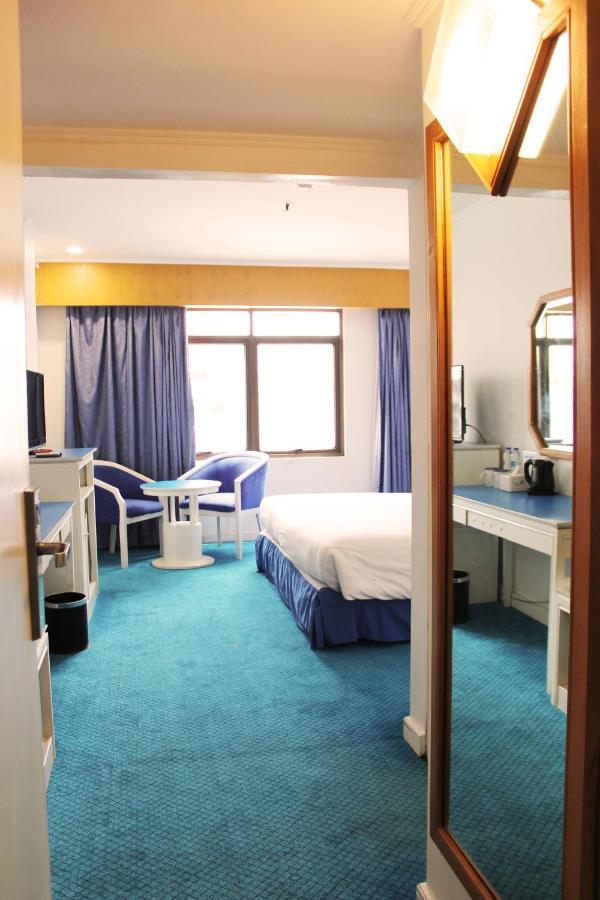Arnava Hotel Senen Джакарта Екстер'єр фото