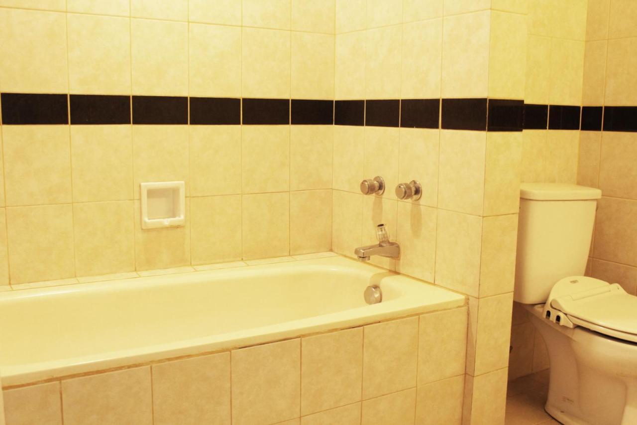 Arnava Hotel Senen Джакарта Екстер'єр фото